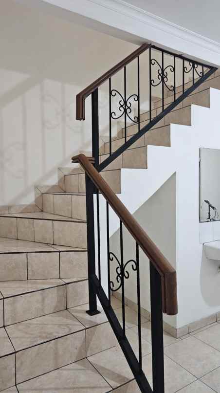 dijual rumah gading arcadia pegangsaan