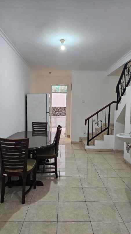 dijual rumah gading arcadia pegangsaan