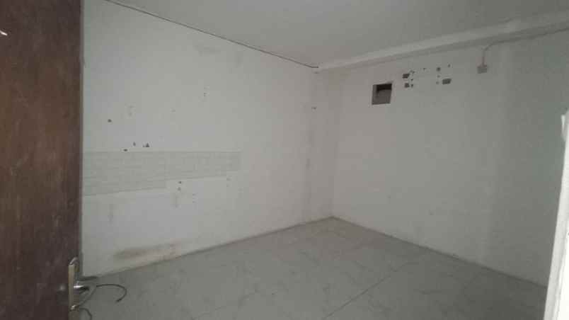 dijual rumah gading harmoni kelapa gading