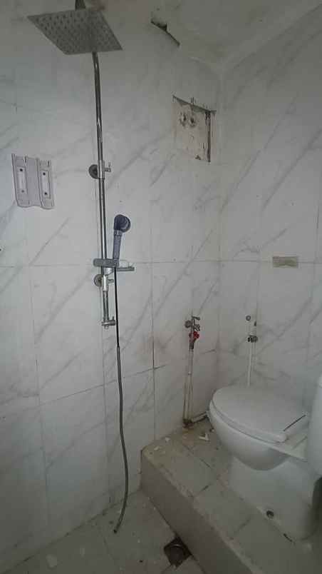 dijual rumah gading harmoni kelapa gading