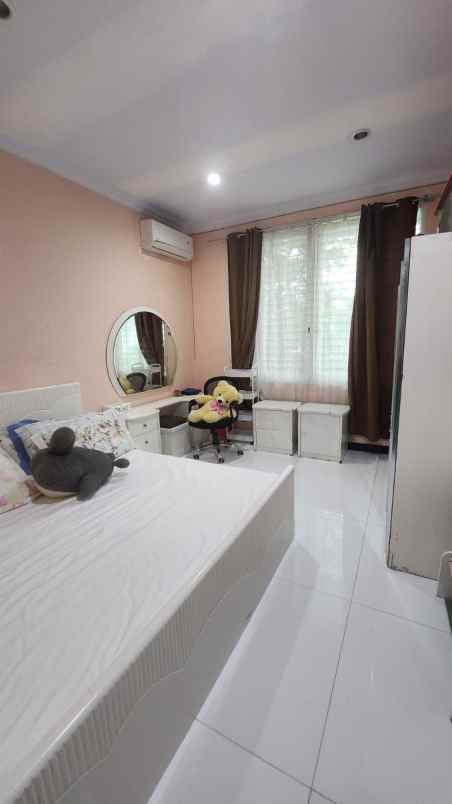 dijual rumah gading kirana kelapa gading