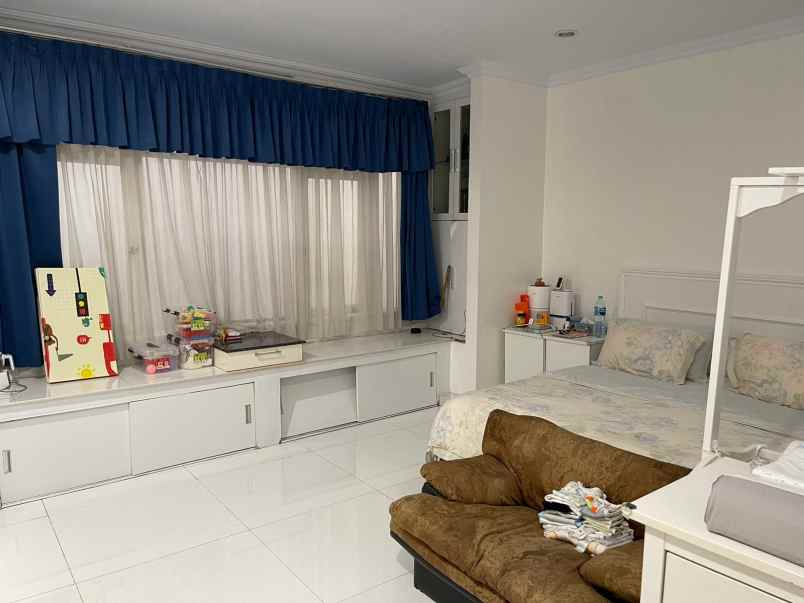 dijual rumah gading kirana kelapa gading