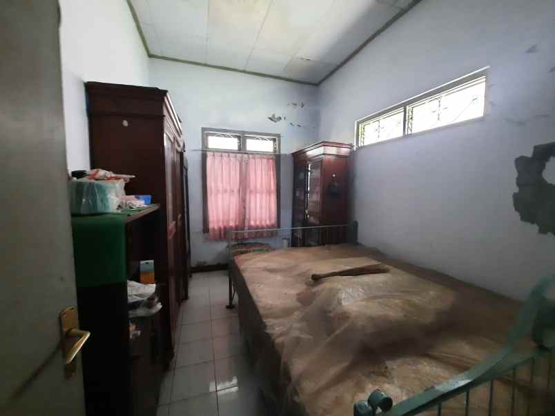 dijual rumah gang kenanga 13