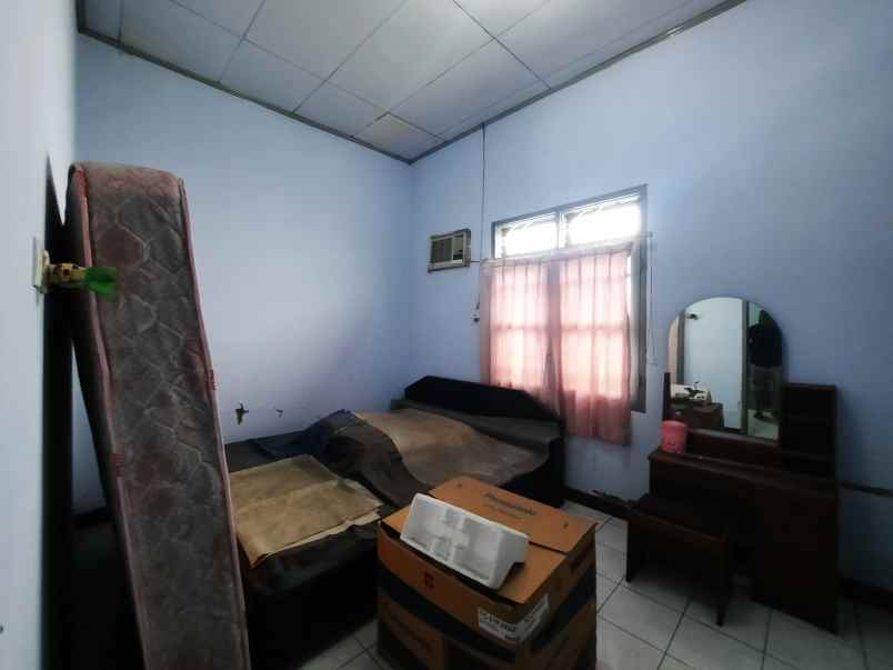 dijual rumah gang kenanga 13