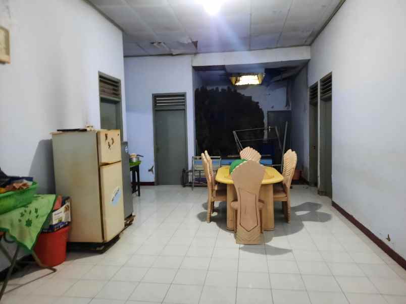 dijual rumah gang kenanga 13