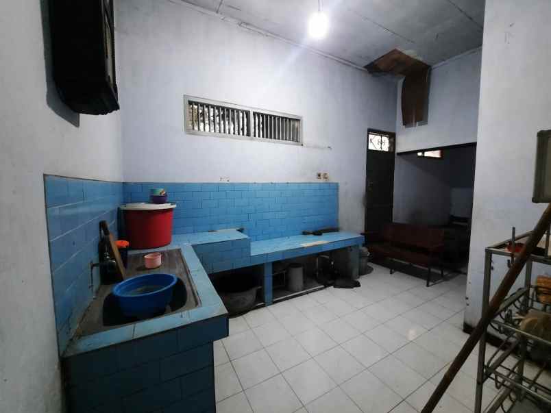 dijual rumah gang kenanga 13