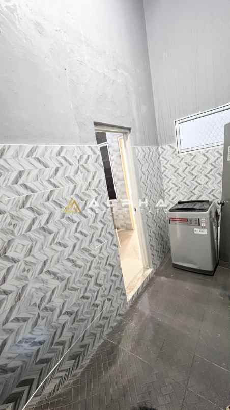 dijual rumah glory home