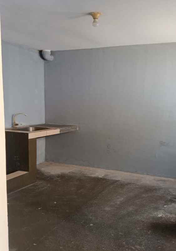 dijual rumah golf raya