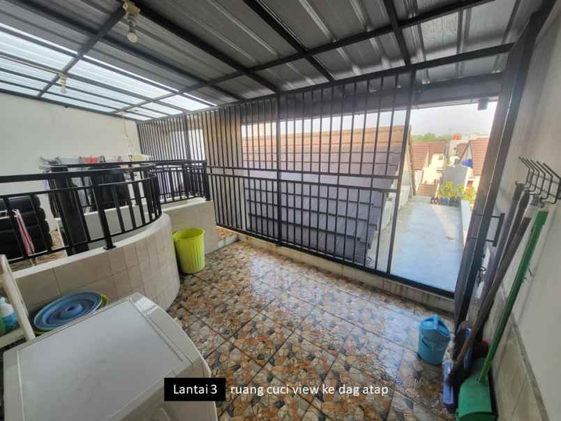 dijual rumah grand wisata cluster monte