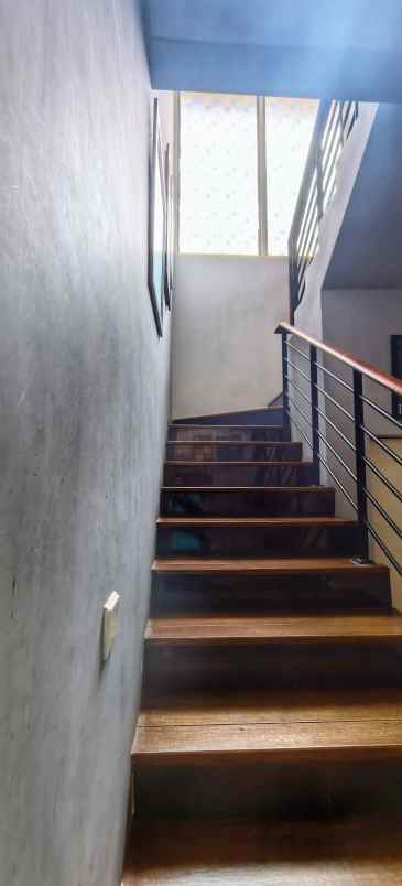 dijual rumah greenhill citraland