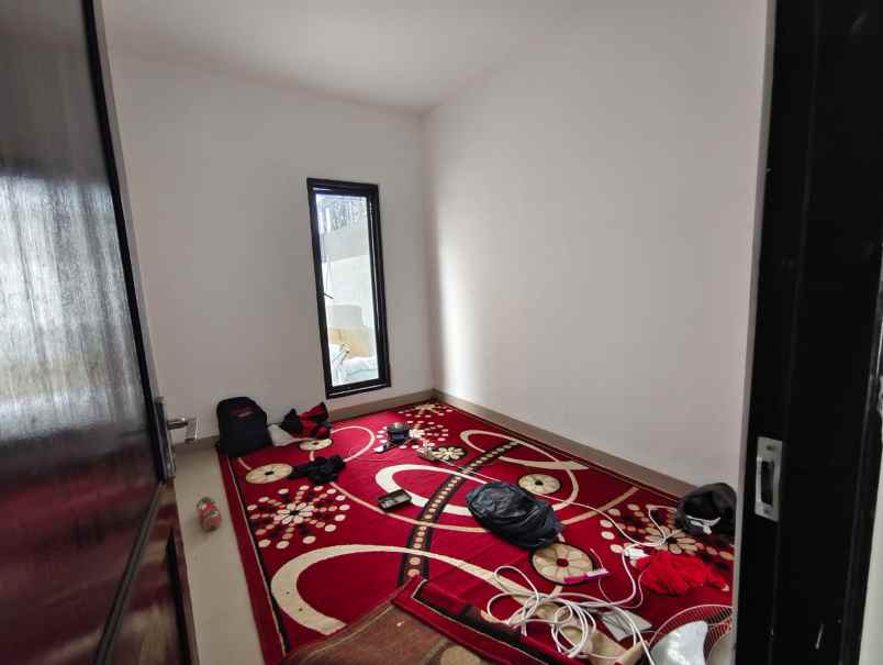 dijual rumah gunung anyar surabaya