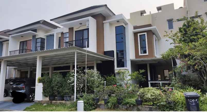 dijual rumah harapan indah