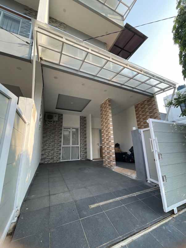 dijual rumah harapan indah bekasi