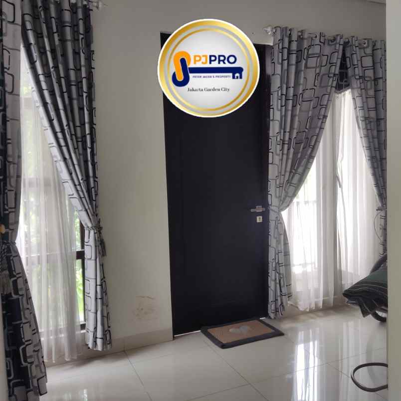 dijual rumah harapan indah cluster