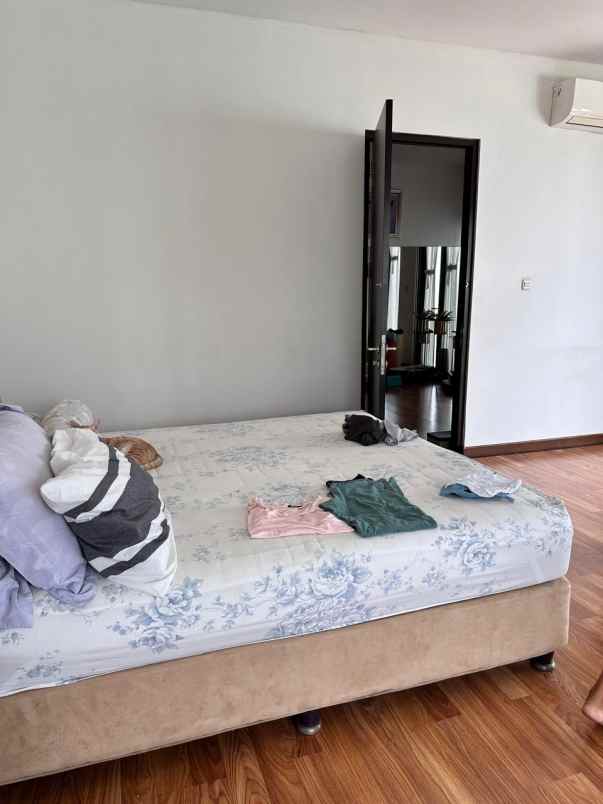 dijual rumah harapan indah cluster asia