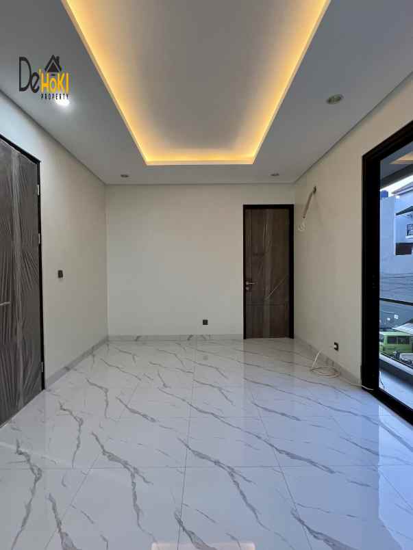 dijual rumah jagakarsa jakarta selatan