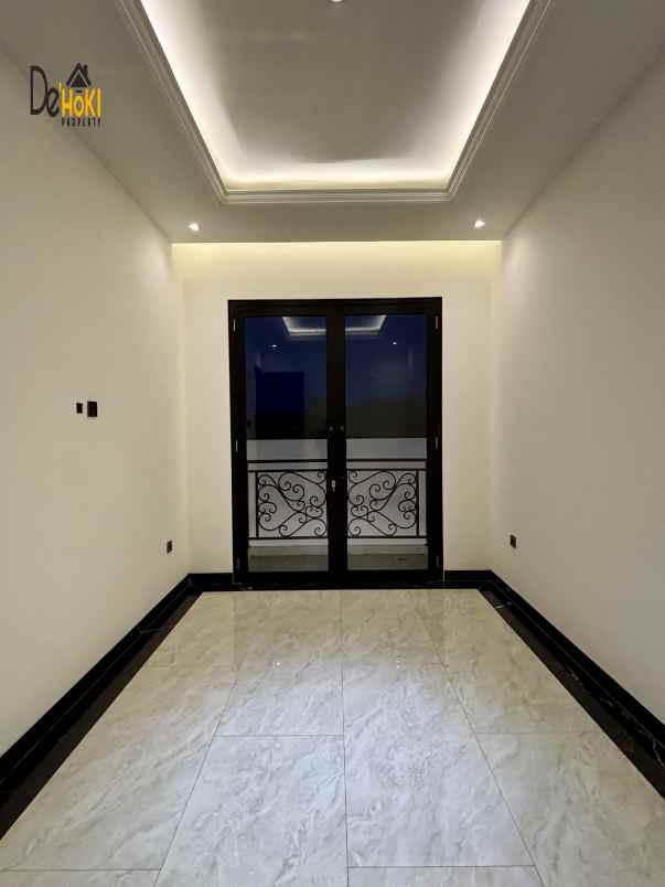 dijual rumah jagakarsa jakarta selatan