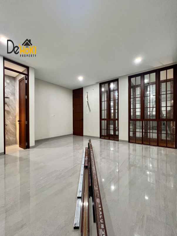 dijual rumah jagakarsa jakarta selatan