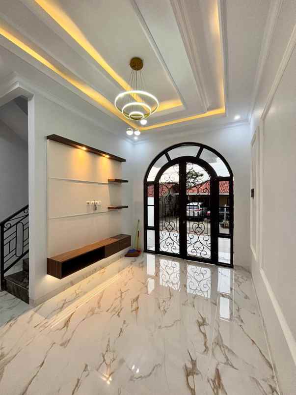 dijual rumah jagakarsa jakarta selatan