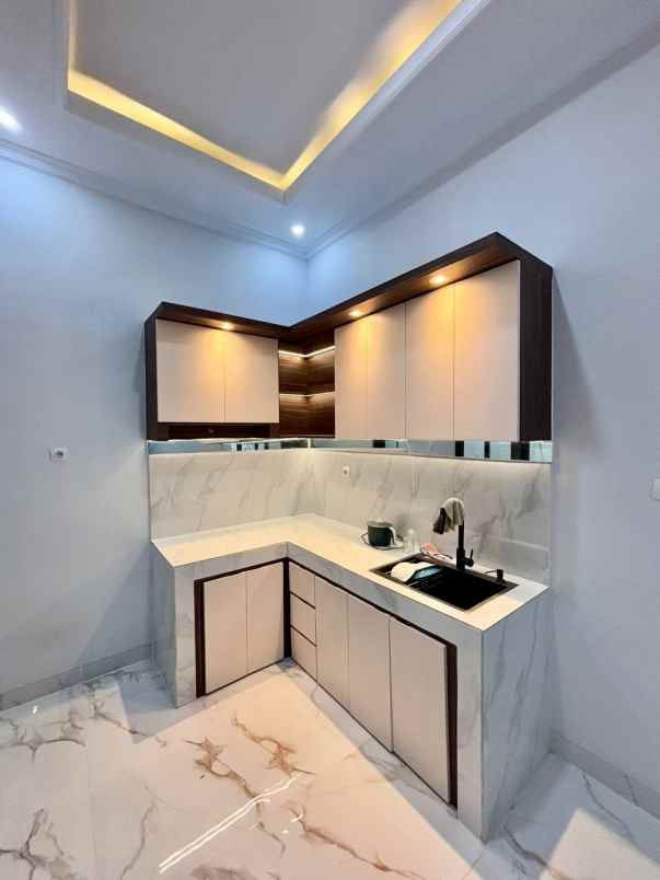 dijual rumah jagakarsa jakarta selatan