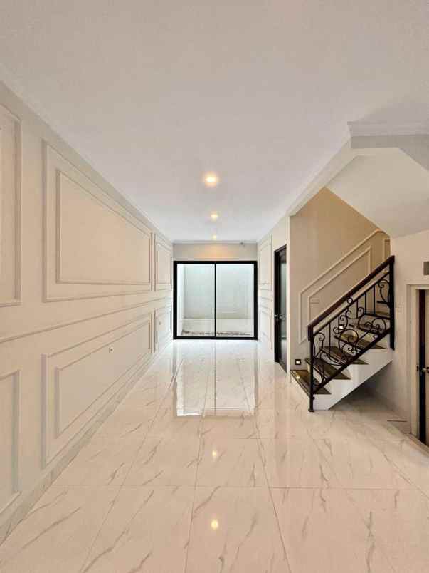 dijual rumah jagakarsa jakarta selatan