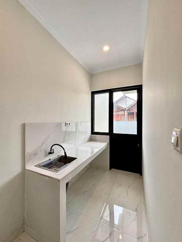 dijual rumah jagakarsa jakarta selatan