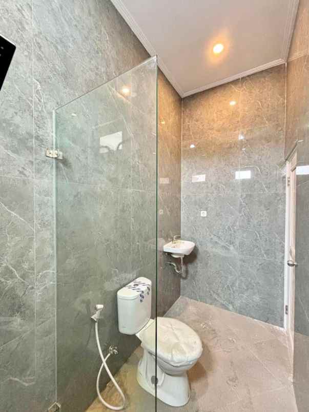 dijual rumah jagakarsa jakarta selatan