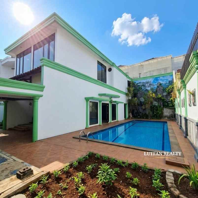 dijual rumah jagakarsa raya
