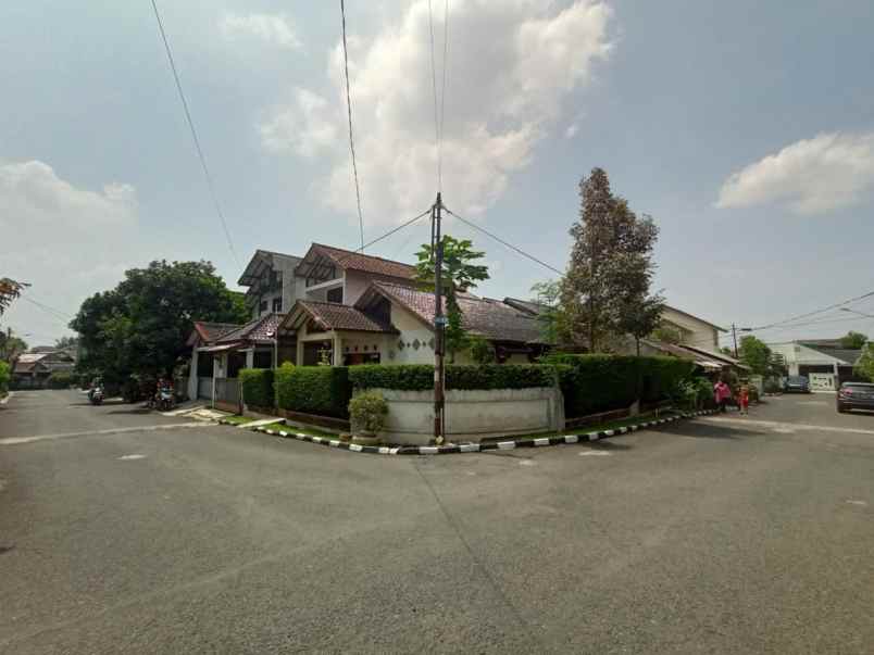 dijual rumah jalan bumi prima