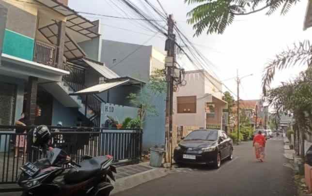 dijual rumah jalan h kel pasar minggu