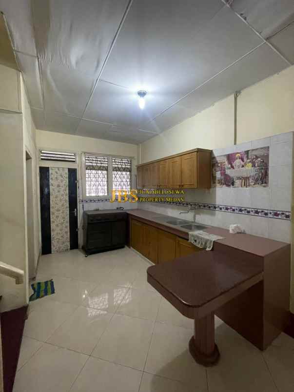 dijual rumah jalan laboratorium 1 depan