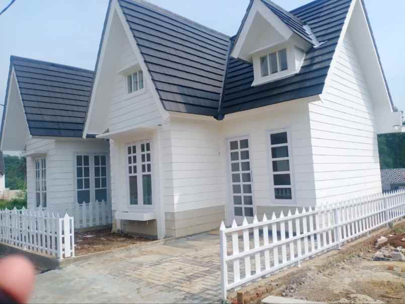 dijual rumah jalan manunggal 51
