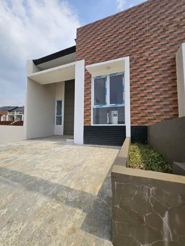 dijual rumah jalan pesona kedaung sawangan