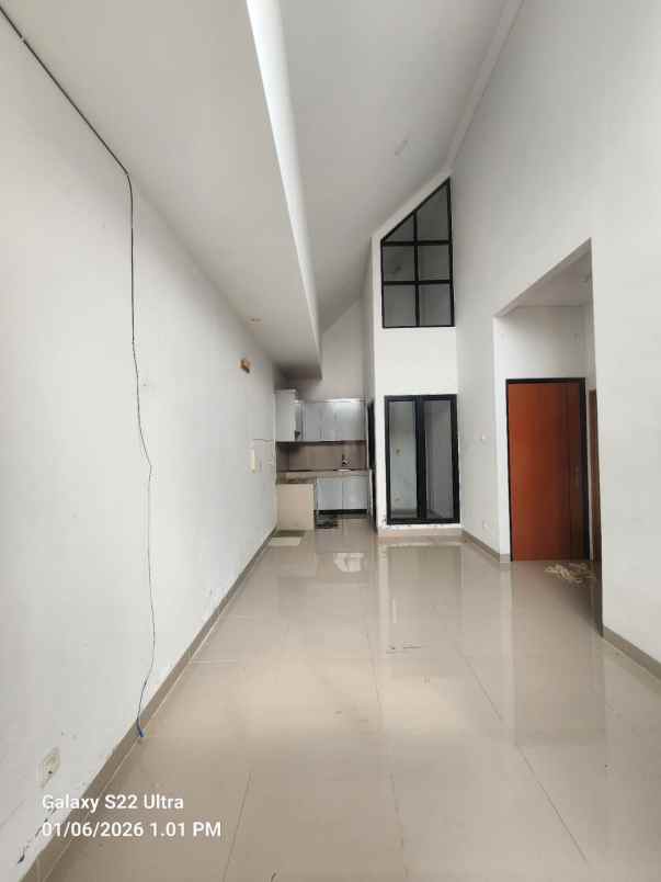 dijual rumah jalan raya kalimulya