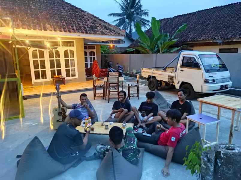 dijual rumah jalan wirasantana dusun