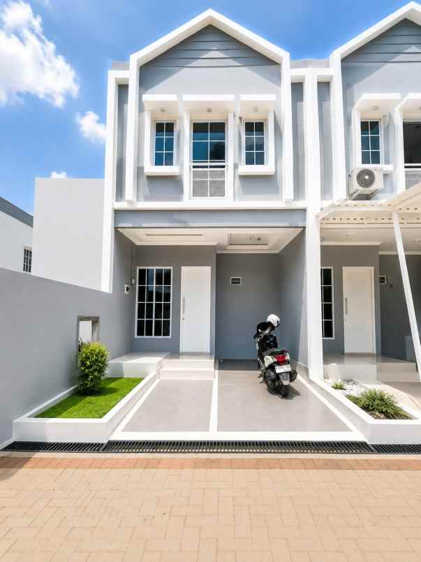 dijual rumah jatiranggon