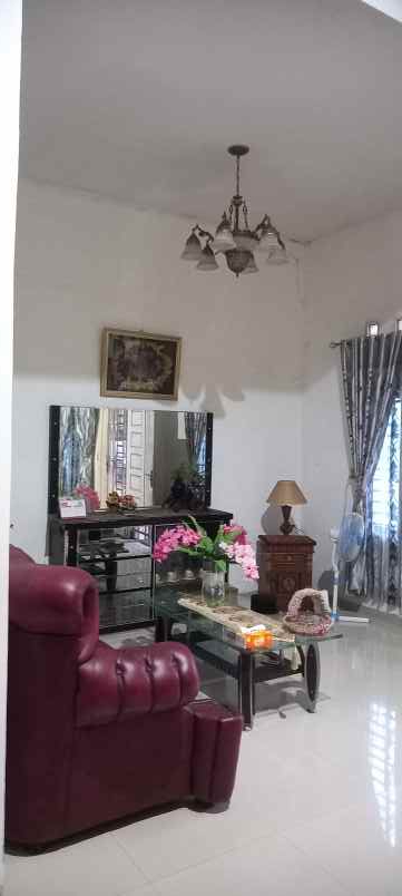 dijual rumah jl bina widya hr subrantas