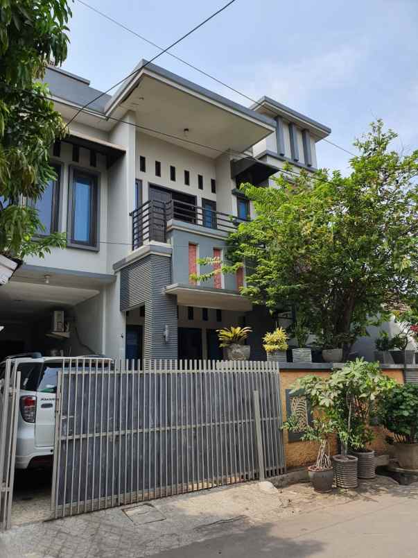 dijual rumah jl bulak klender duren