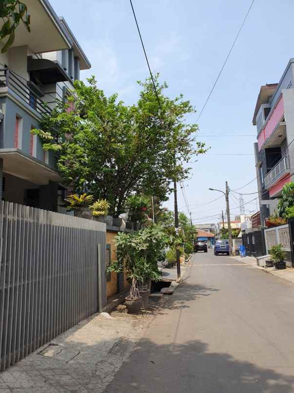 dijual rumah jl bulak klender duren