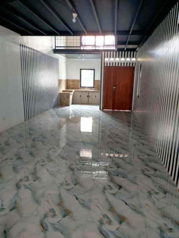 dijual rumah jl chery komplek pu