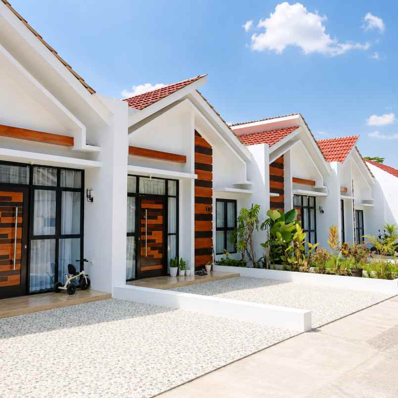 dijual rumah jl citeureup sindangpanon