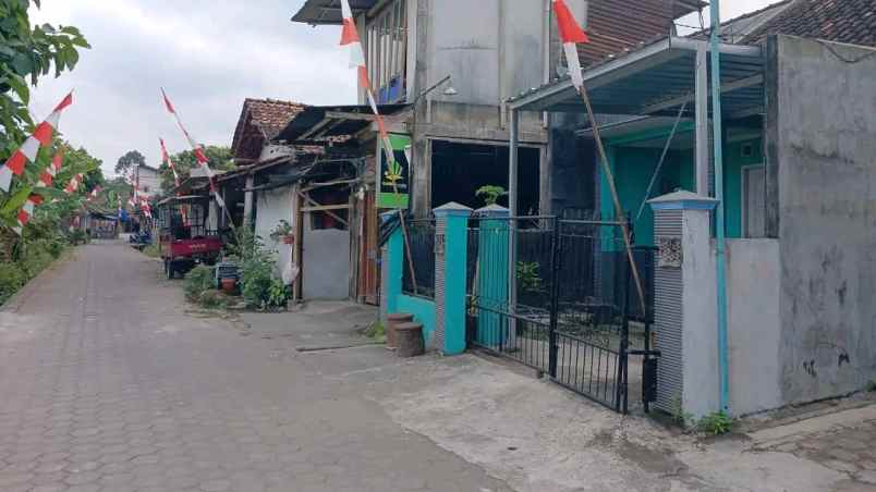 dijual rumah jl godean km 7 5