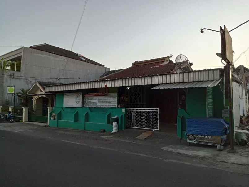 dijual rumah jl gurameh raya