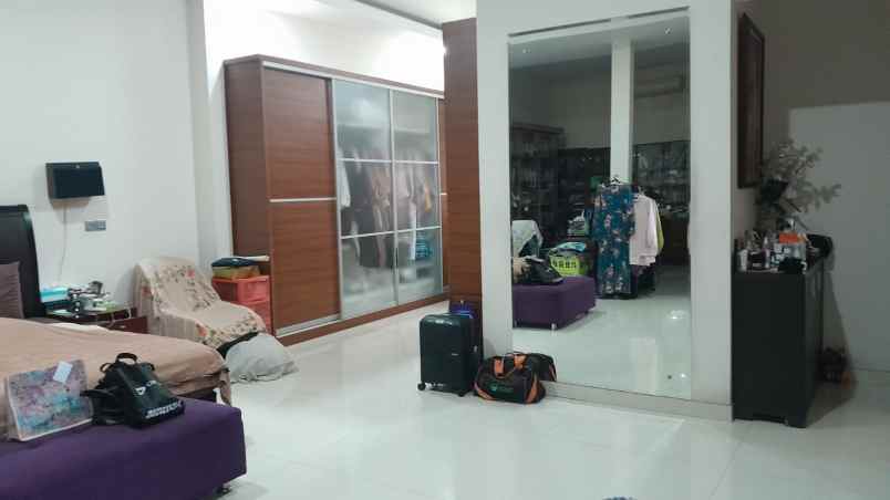 dijual rumah jl ibrahim adji kota bandung