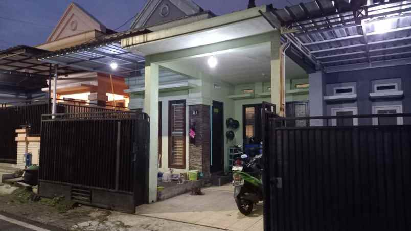 dijual rumah jl ikan ikan blimbing kota malang