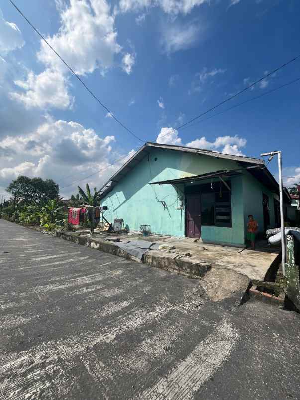 dijual rumah jl inpres