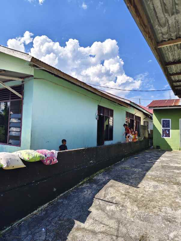 dijual rumah jl inpres