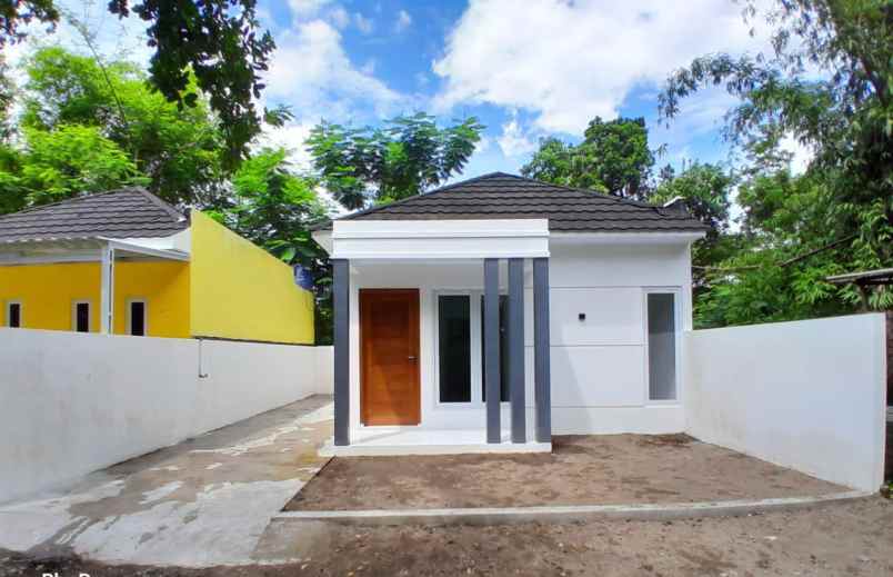 dijual rumah jl jogja solo sma 1 kalasan