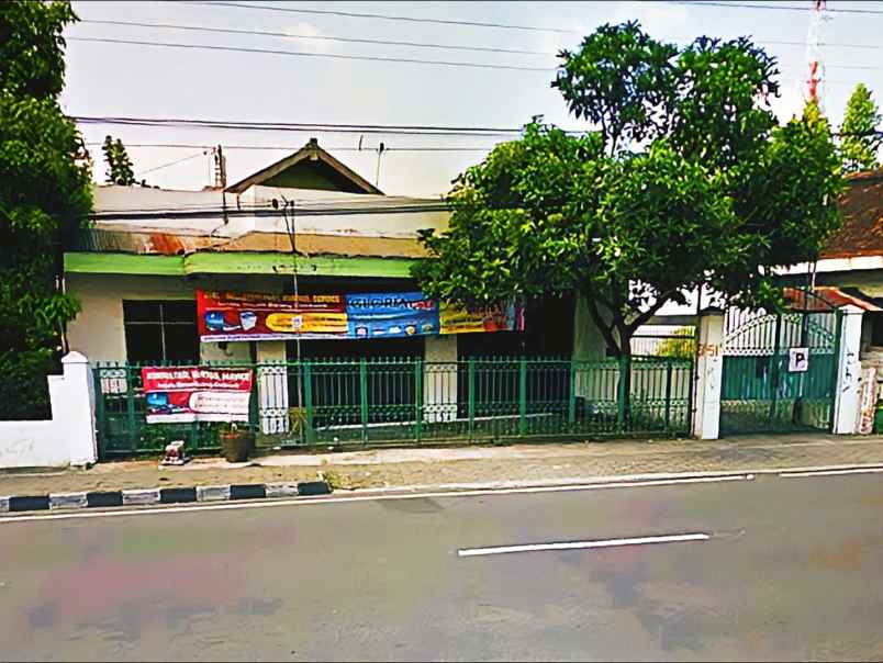 Rumah Full Perabotan Ruko Luas 625m Bangunan 550m Di Jl Jogja-wates Km
