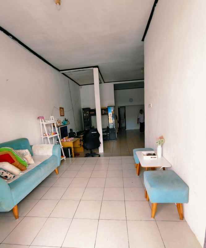 dijual rumah jl kaliurang km 10